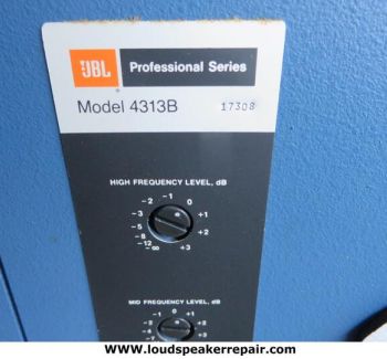 JBL 4313 (3)