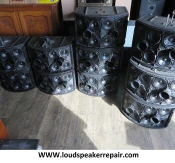 Bose 801 luidspreker reparatie en restauratie van meerdere vintage speakers. De luidsprekerunits worden zorgvuldig gecontroleerd en hersteld. Specialist in Bose 801 speaker repair, woofer reparatie en professionele vintage luidspreker restauratie.